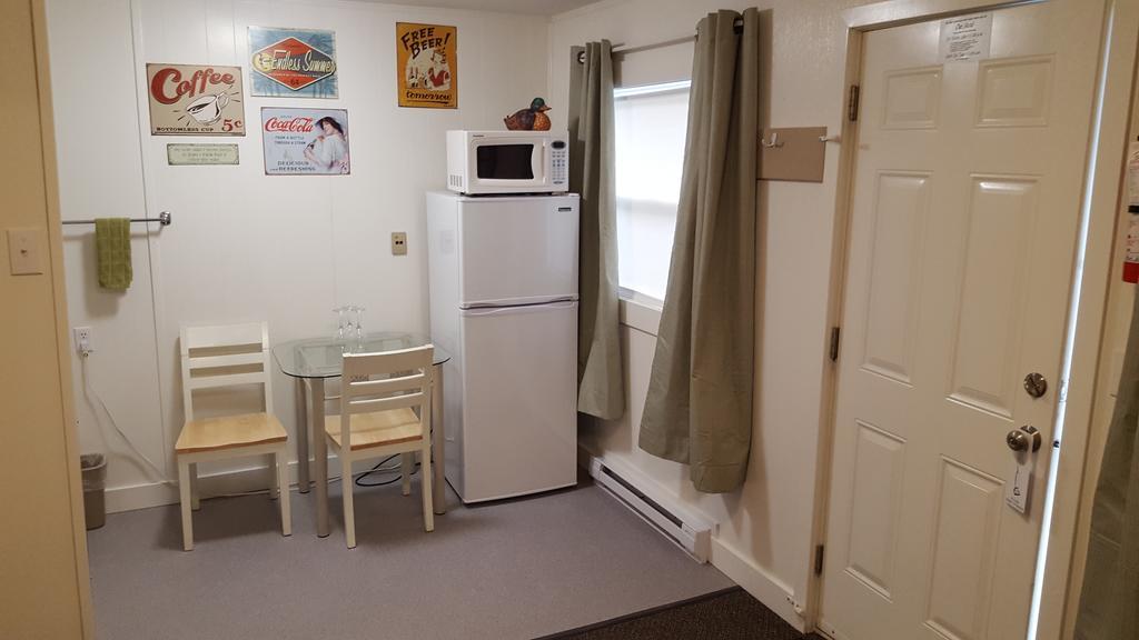 Creston Valley Motel Eksteriør billede