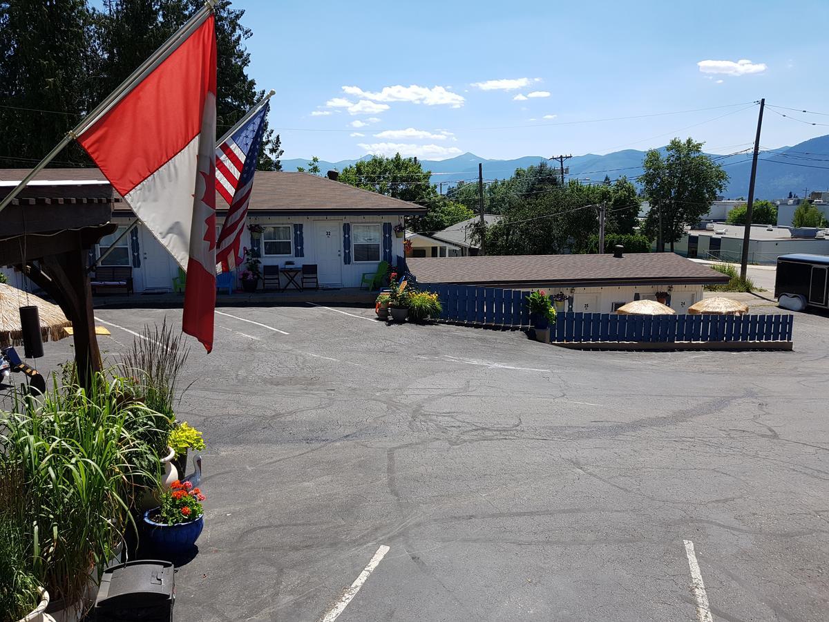 Creston Valley Motel Eksteriør billede